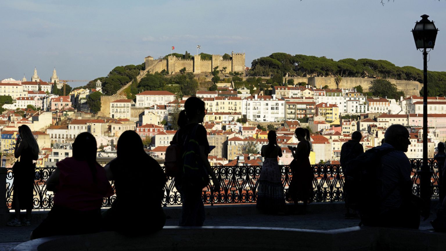 Of the more than one million foreigners living in Portugal in 2023, only 34,165 were registered Of the more than one million foreigners living in Portugal in 2023, only 34,165 were registered