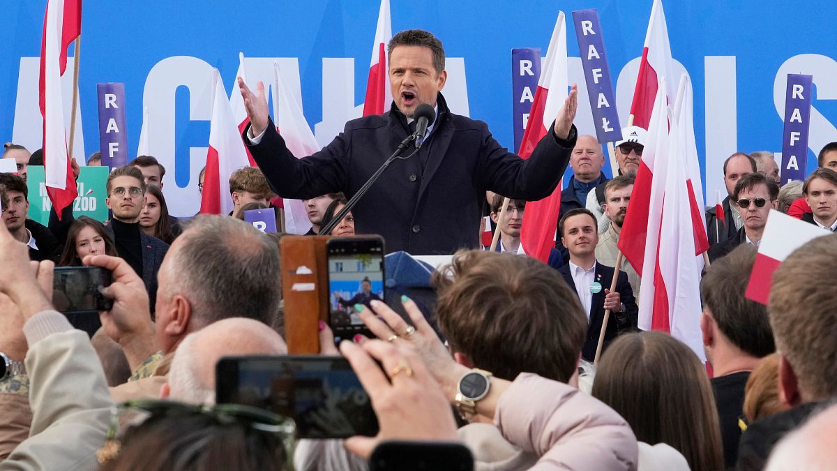 Poland’s Tusk says Russian hackers attacked ruling parties’ websites
