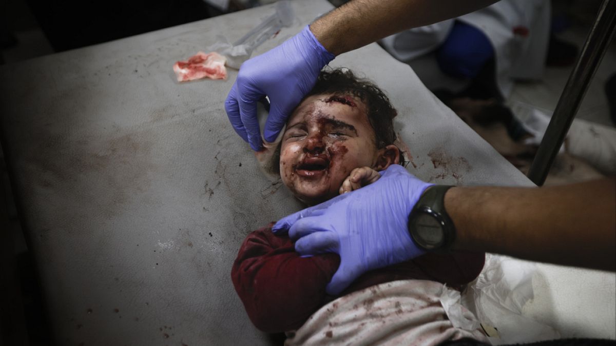 سمر أبو علفة تفوز بجائزة "صورة الصحافة العالمية 2025" بمشهد مؤثر من غزة