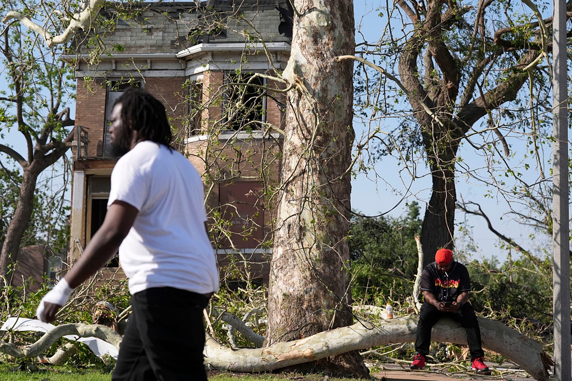Severe storms kill at least 21 across US Midwest and South with death ...