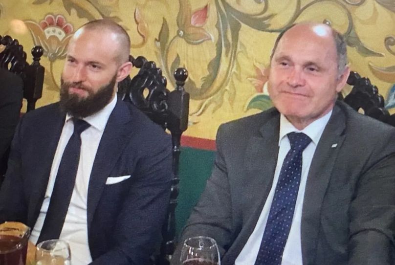 Jan Marsalek és Wolfgang Sobotka osztrák belügyminiszter egy moszkvai vacsorán, 2017 májusában