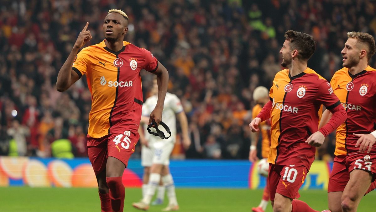 Galatasaray 25. şampiyonluğunu ilan etti, 5. yıldızı takan ilk Türk takımı oldu