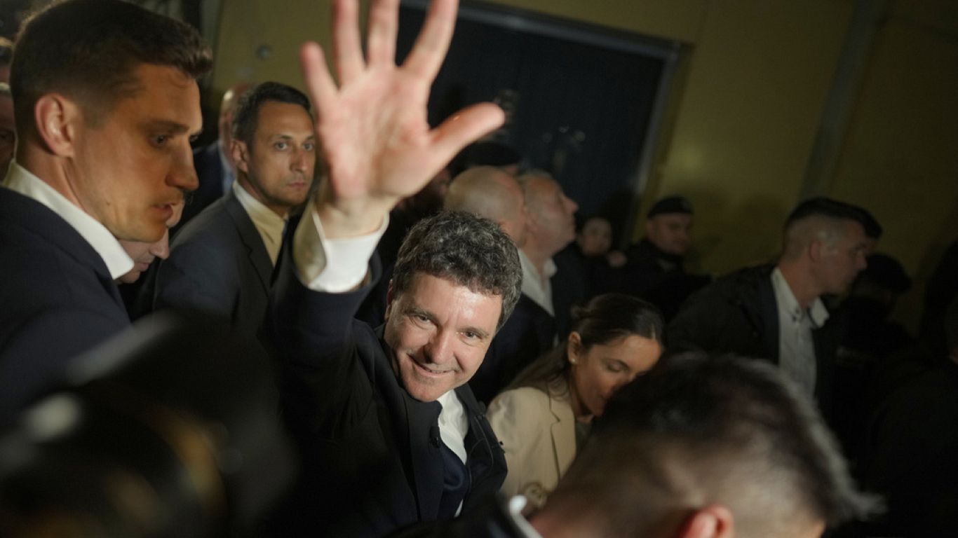 Elezioni presidenziali in Romania, Dan eletto presidente con il 53,60%, Simion accetta sconfitta