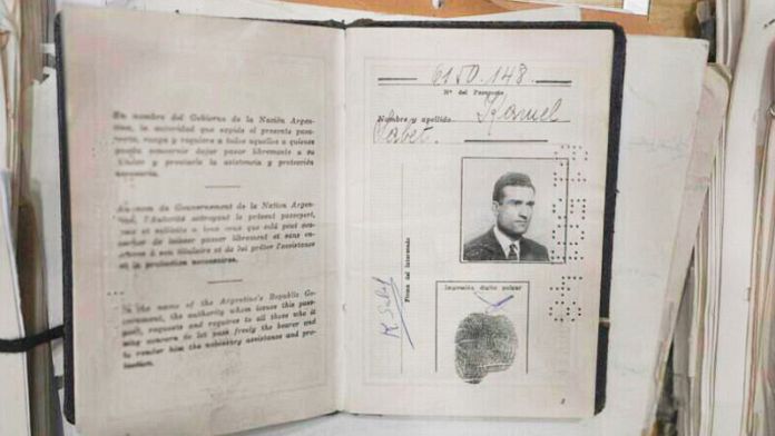 Israel recovers archive belonging to spy Eli Cohen, hanged in Syria in 1965