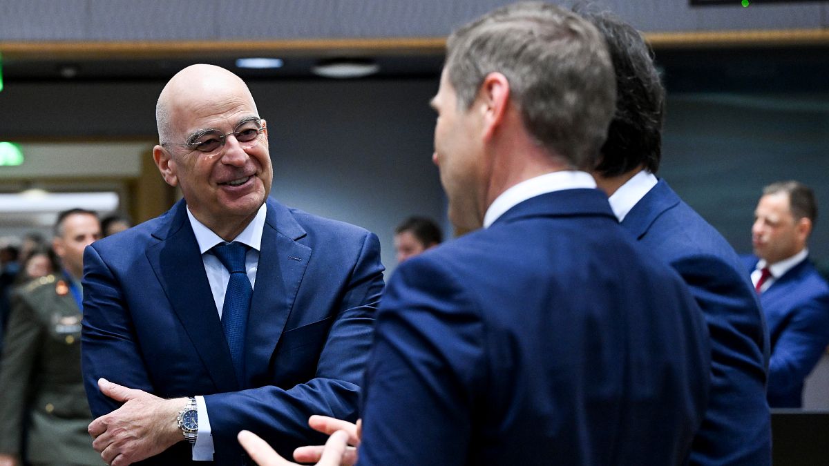 REARM Europe: Προειδοποιήσεις Δένδια στους Ευρωπαίους εταίρους για τις συμφωνίες με την Τουρκία