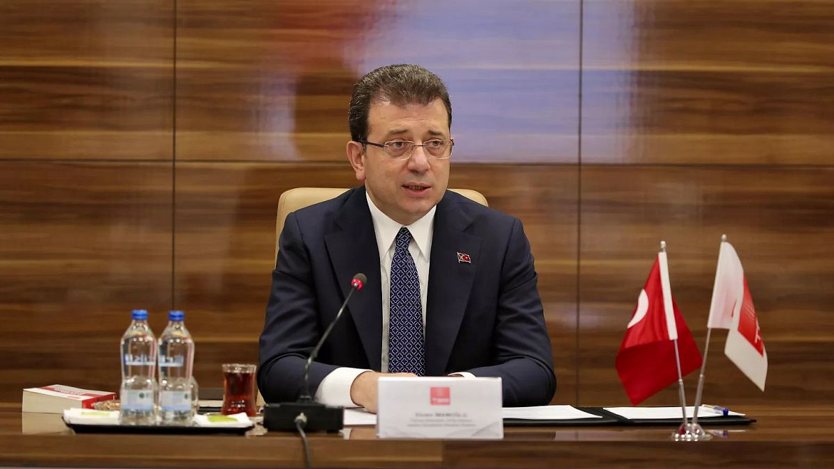 Ekrem İmamoğlu'nun diploma iptaline karşı açtığı davada ara karar