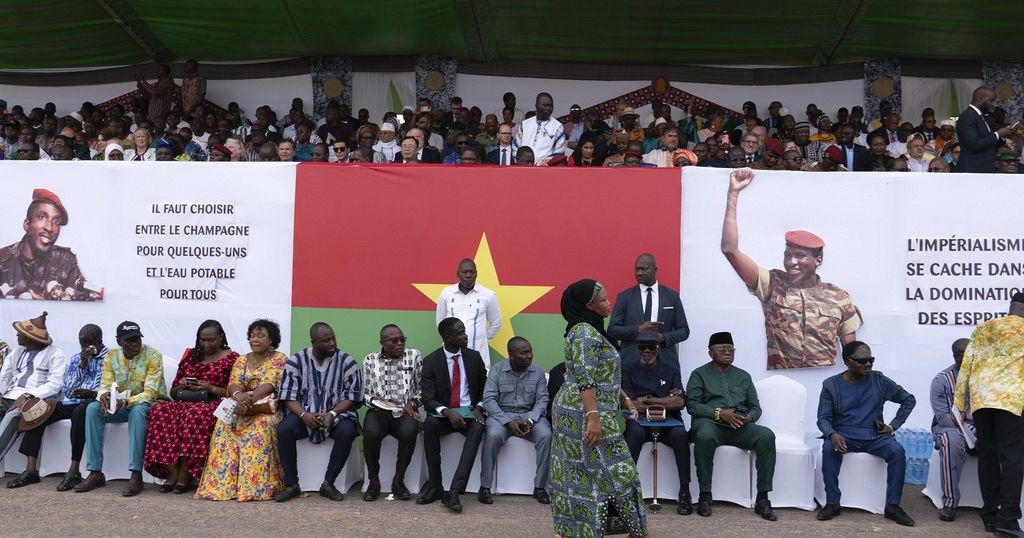 Burkina Faso’s military leaders turn to ‘Africa’s Che Guevara’ to rally struggling country