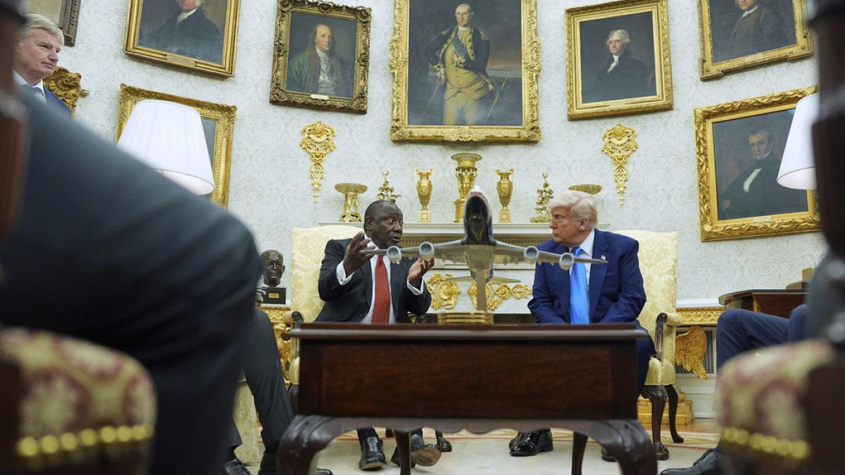 Trump, Güney Afrika'yı beyazlara yönelik ayrımcılıkla suçladı: Ramaphosa sert yanıt verdi