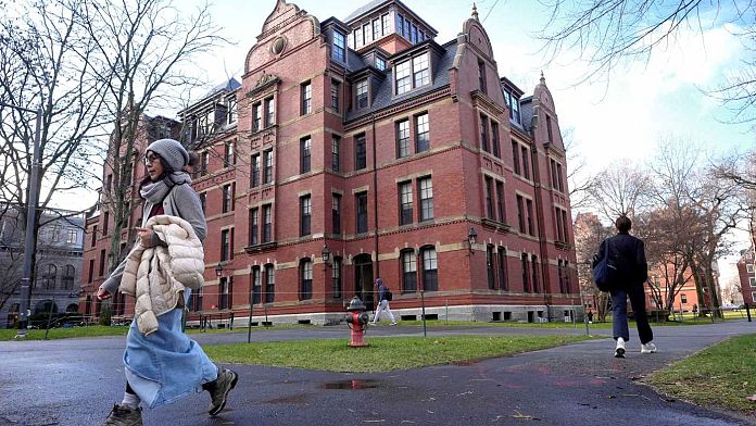 Trump yönetimi, Harvard’ın yabancı öğrenci kabul yetkisini iptal etti