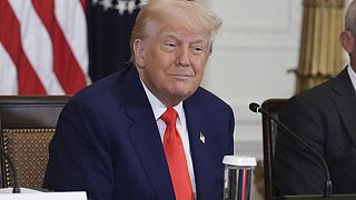 Donald Trump elnök részt vesz a Make America Healthy Again (MAHA) bizottsági rendezvényen a Fehér Ház keleti termében, 2025. május 22-én, csütörtökön Washingtonban.