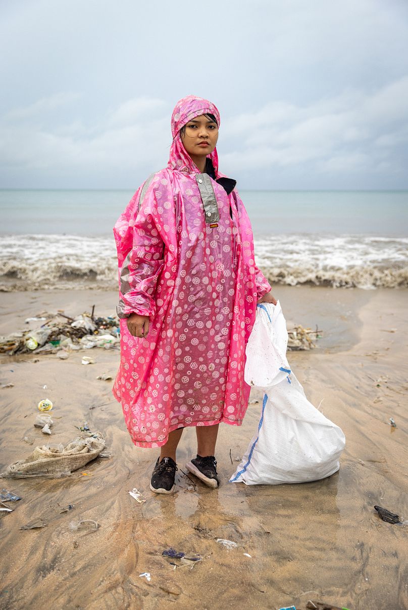 Bali's plastic crisis in an image.