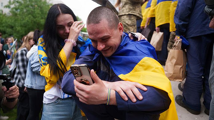 307 Ukrainian POWs return home on second day of prisoner swap with Russia