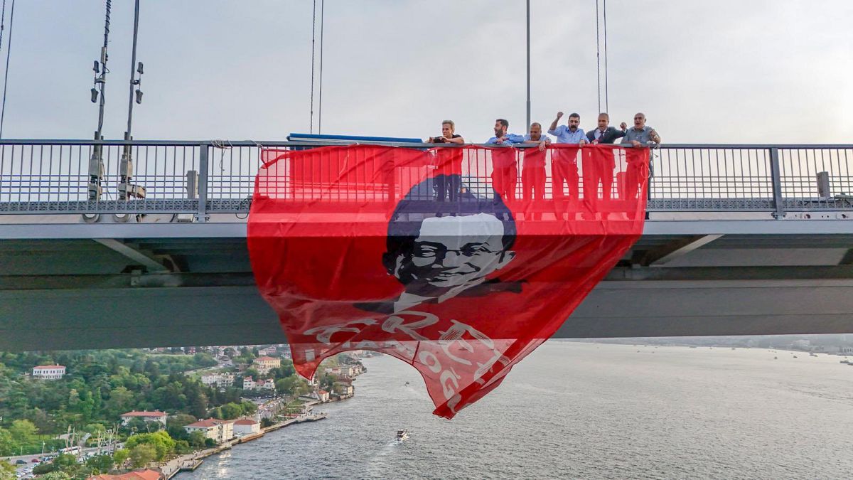 İmamoğlu'ndan pankart soruşturmasına tepki: 'Bu mücadele benimle ilgili değil'
