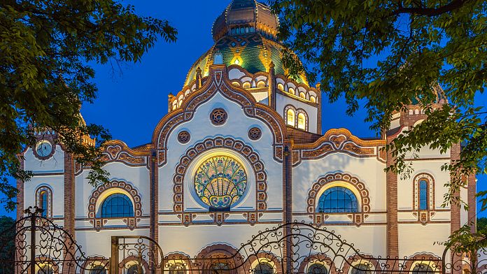 Art Nouveau’nun izinde: Dorka Demeter’in fotoğraf sergisi İstanbul’da