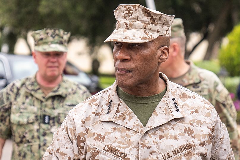 El general Michael Langley asiste al 20.º ejercicio militar African Lion en Agadir, el 30 de mayo de 2024.