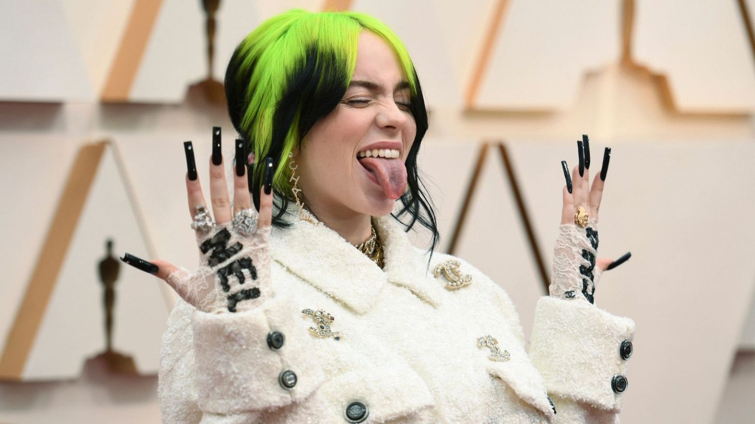 American Music Awards 2025: Billie Eilish sweeps American Music Awards 2025  with seven wins | Euronews