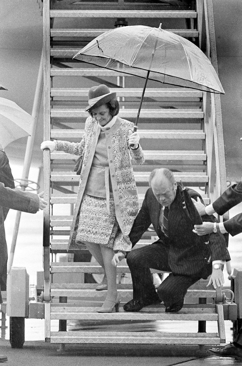 La caída de Gerald Ford al aterrizar en Salzburgo.