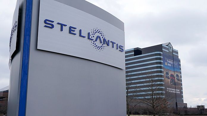 Stellantis'in yeni CEO'su olarak Antonio Filosa'yı atadı: Gümrük vergisi endişeleri sürüyor