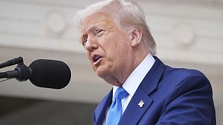 US halts new student visa interviews amid plan to expand social media checks