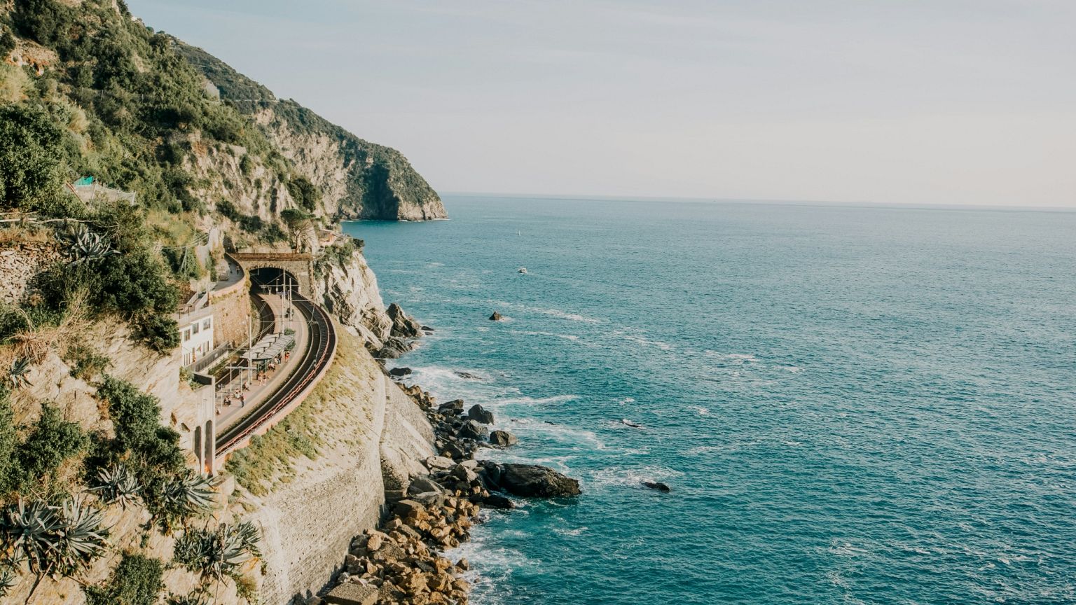 L'Espresso Riviera, qui porte bien son nom, revient sur les rails après une saison estivale réussie l'année dernière.