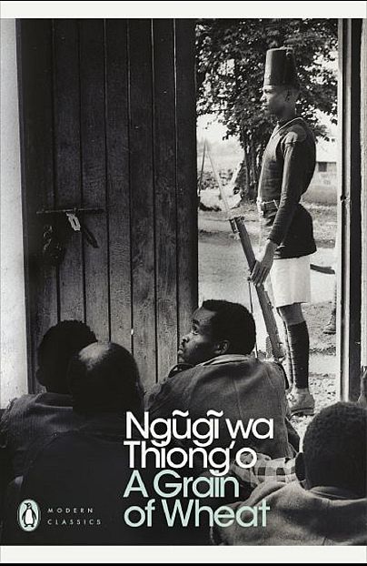 La couverture de A Grain of Wheat, un roman historique publié pour la première fois en 1967 dans le cadre de l'influente série Heinemann African Writers.