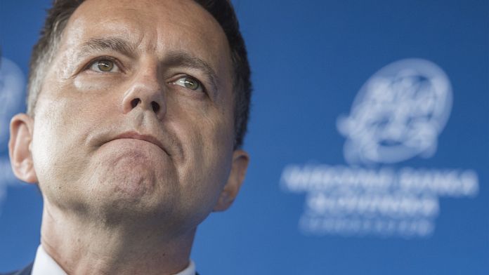 Slovakya Merkez Bankası Başkanı Peter Kazimir rüşvetten suçlu bulundu