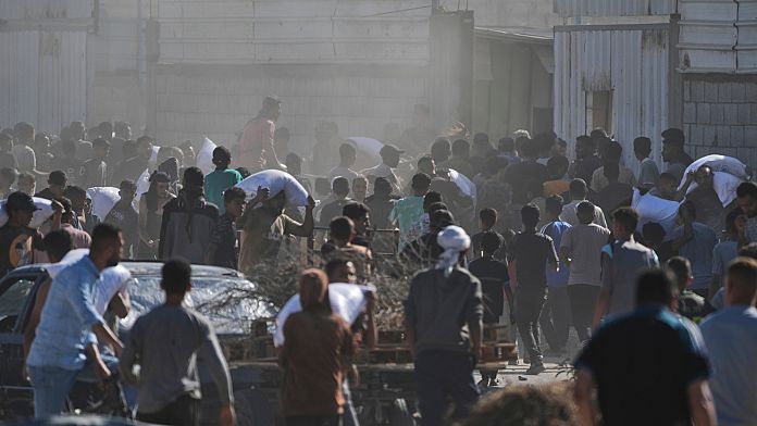 Gazze'de açlık krizi derinleşiyor: BM gıda deposunda ölümcül izdiham