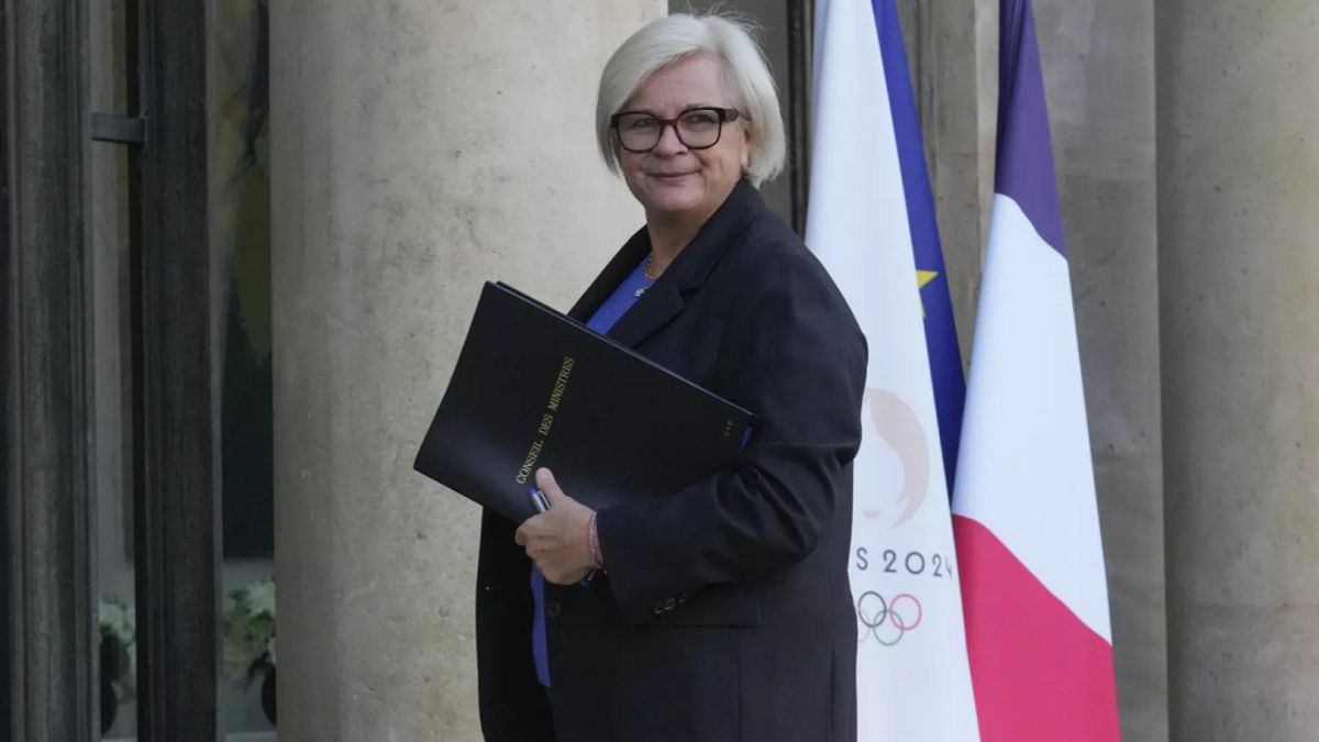 Γαλλία: Επεκτείνεται η απαγόρευση του καπνίσματος από την 1η Ιουλίου