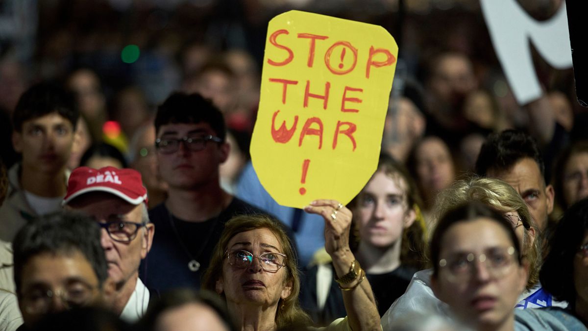 Proteste-in-Tel-Aviv-fordern-R-ckgabe-der-Gaza-Geiseln-und-Kriegsende