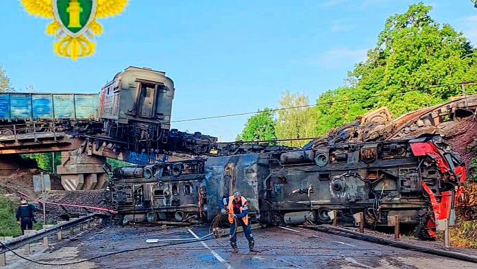 Batı Rusya’da peş peşe tren kazaları: En az 7 kişi hayatını kaybetti