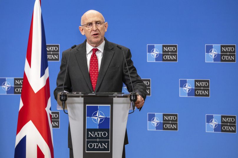 Le ministre britannique de la Défense, John Healey, lors d'une réunion du Groupe de contact pour la défense de l'Ukraine au siège de l'OTAN à Bruxelles, le 11 avril 2025. 
