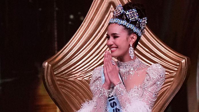 Taylandlı Opal Suchata Chuangsri Miss World 2025 tacını kazandı
