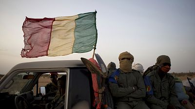 Plus de 30 soldats tués dans le centre du Mali, l’armée riposte