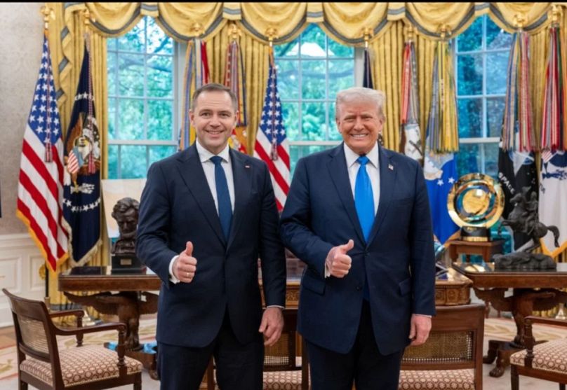 Karol Nawrocki és Donald Trump az Ovális Irodában, 2025 májusában