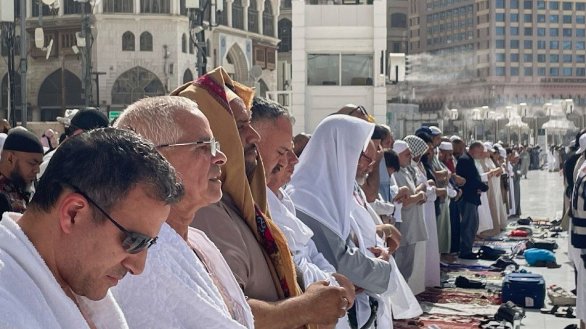 الذكاء الاصطناعي والروبوتات الطبية في خدمة الحجاج