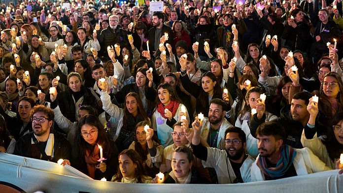 Arjantin'de hastane çalışanları maaş ve çalışma koşullarını protesto etti