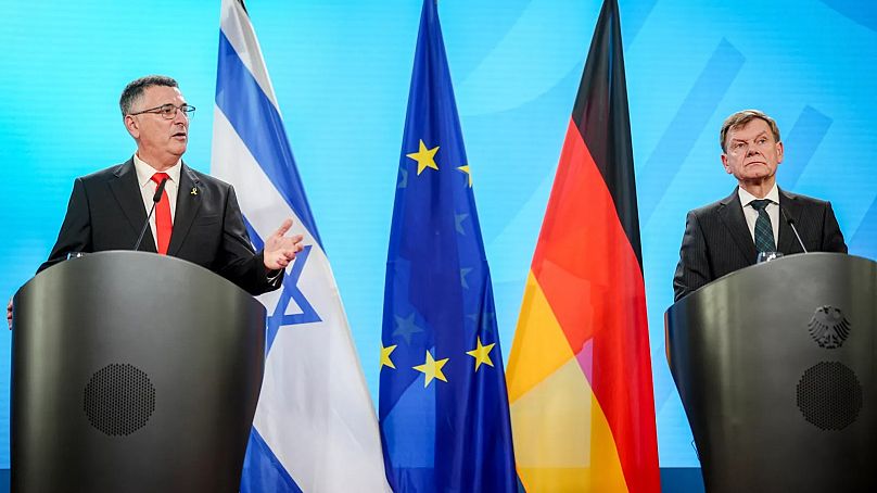 Gideon Sa'ar und Johann Wadephul, Außenminister von Israel und Deutschland bei einer gemeinsamen Pressekonferenz am 05. Juni 2025.