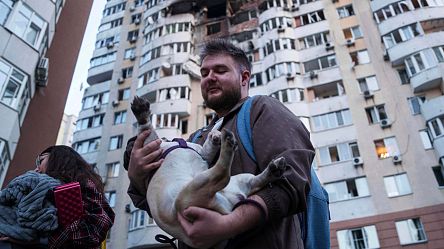 Kyiv : des zones résidentielles sous le feu russe