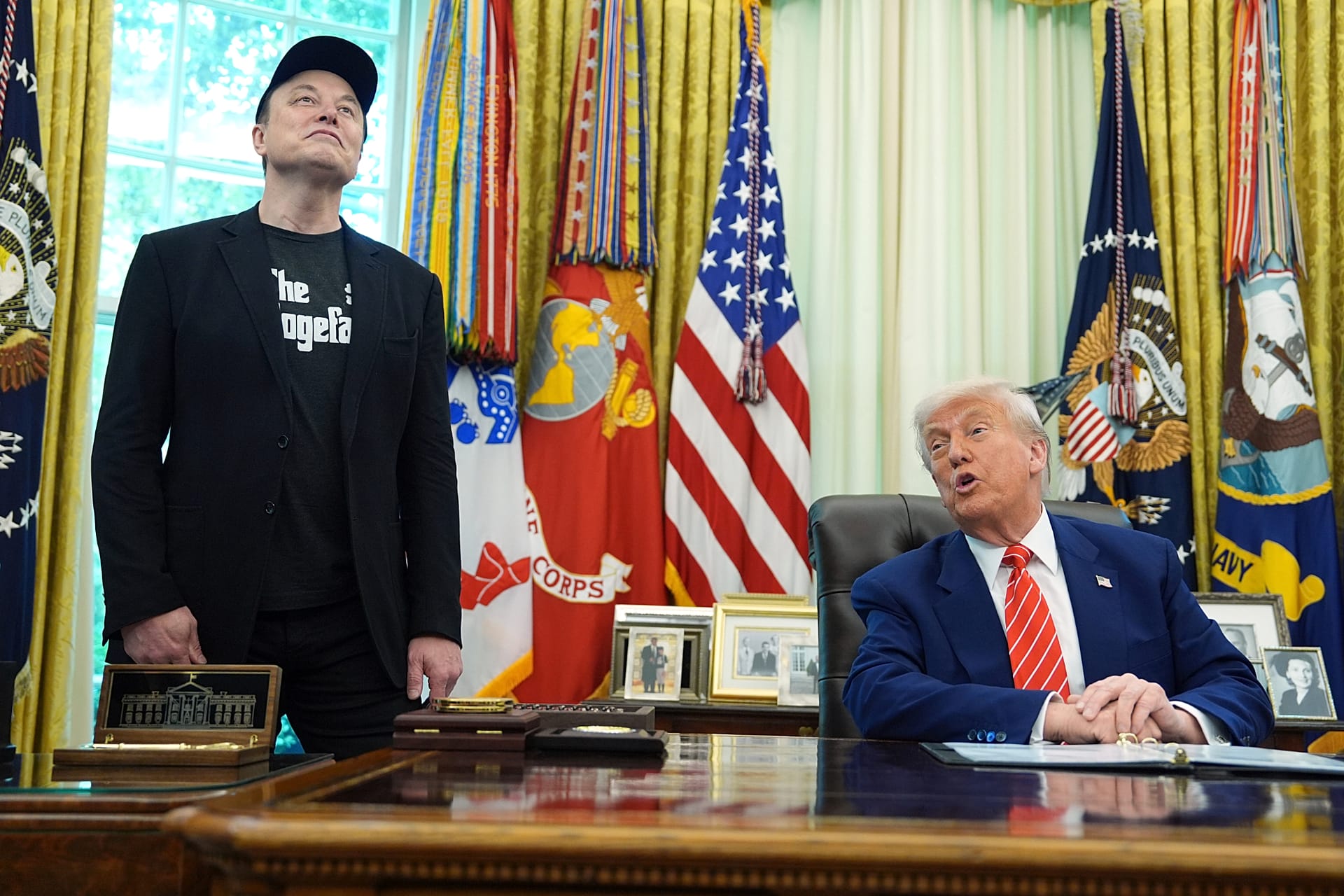 A very public feud: Entertainment world reacts to Donald Trump and Elon ...