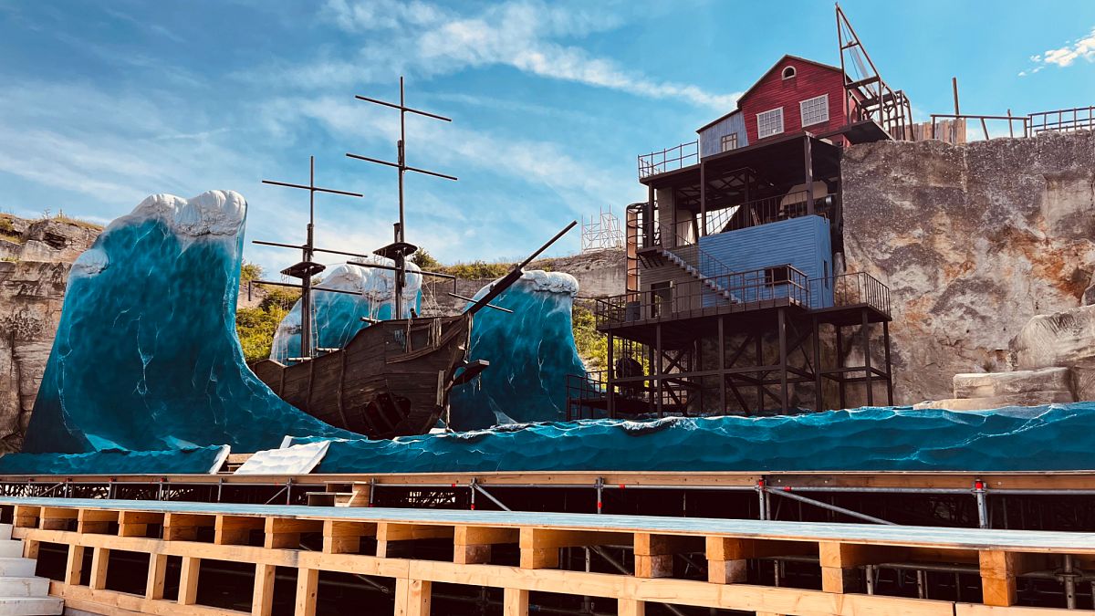Wagnermania: Flying Dutchman on a monumental set in a quarry in Austria