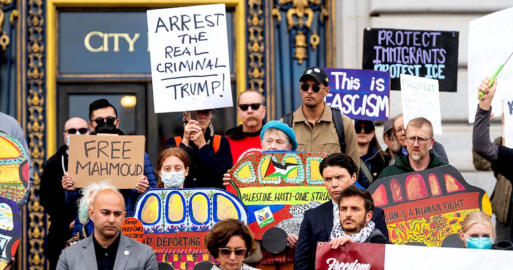 United States: San Francisco protesters oppose Trump’s new travel ban
