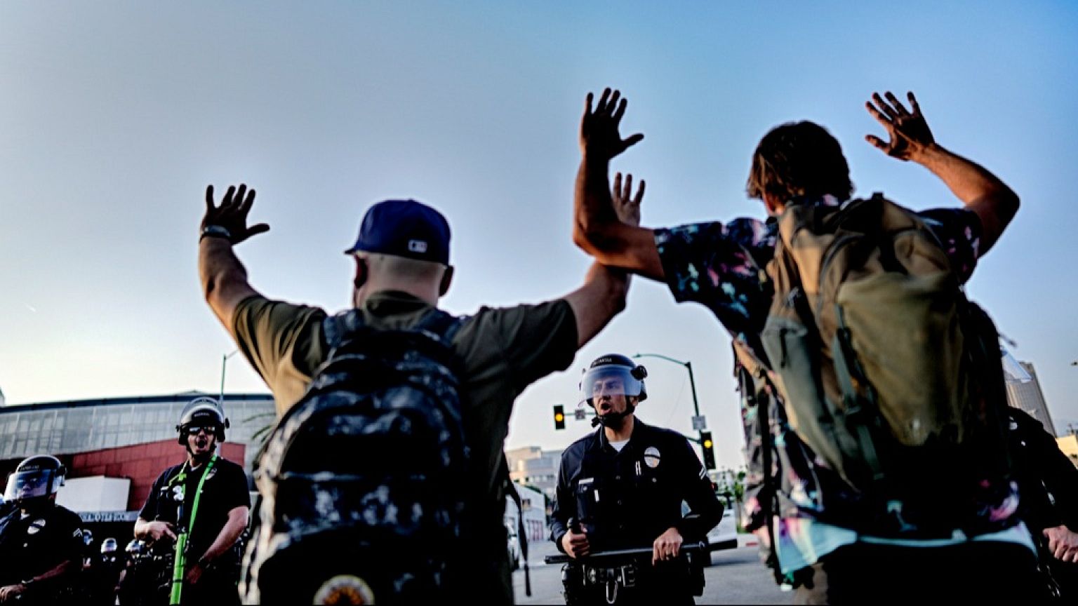 Los Angeles Mayor declares local emergency, issues 10-hour curfew