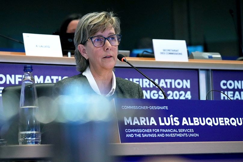 Maria Luís Albuquerque s'exprime lors de son audition de confirmation au Parlement européen à Bruxelles, le mercredi 6 novembre 2024