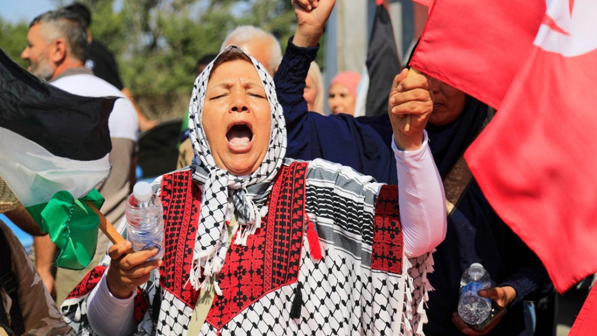 الطريق الى غزة .. طرابلس تستقبل "قافلة الصمود" فهل تصل فعلا إلى وجهتها؟