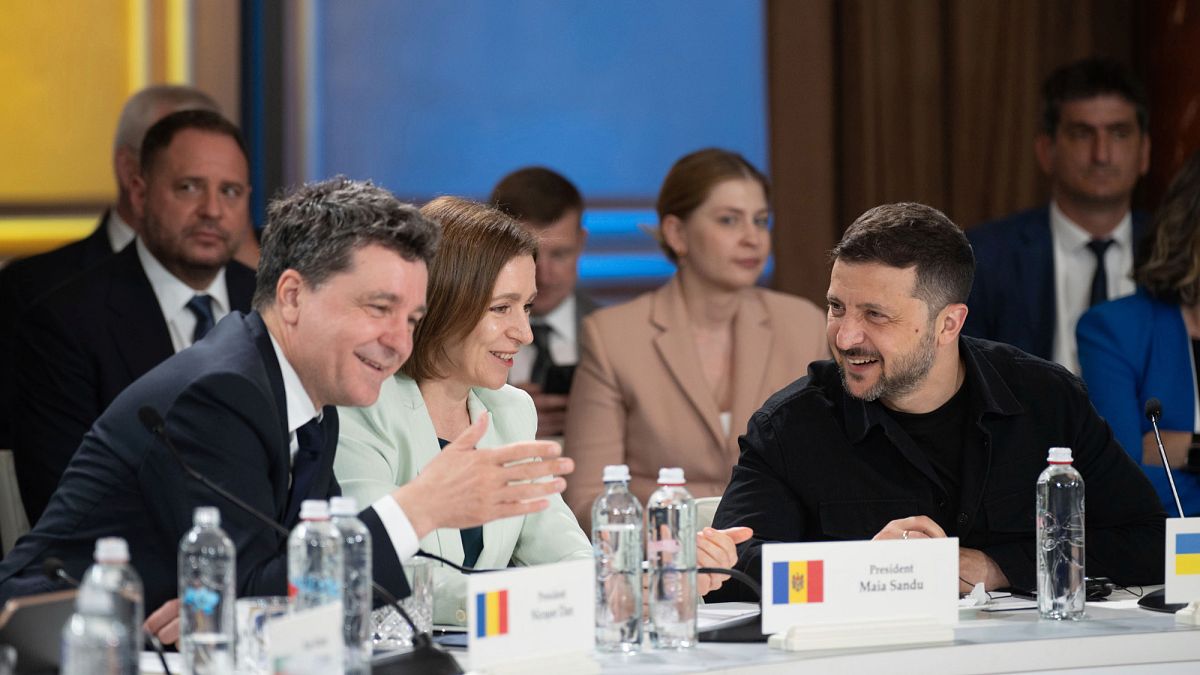 Des dirigeants d'Europe du Sud-Est appellent au retrait complet des forces russes d'Ukraine