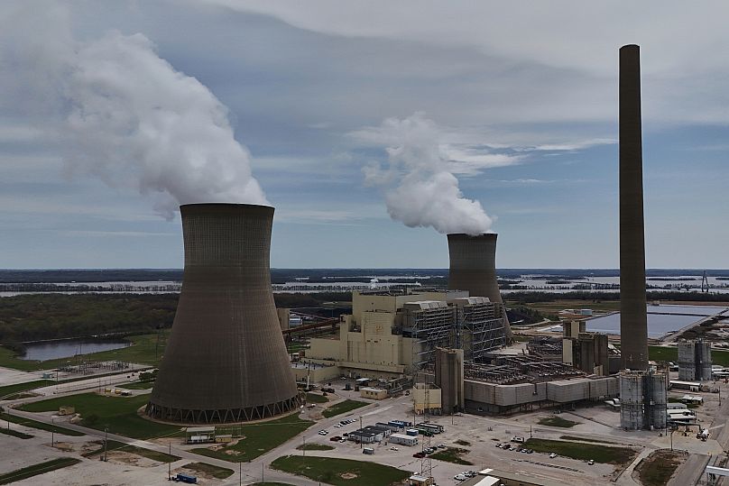 Elektrownia Rockport działa w środę, Rockport, Indiana, 9 kwietnia 2025 r.