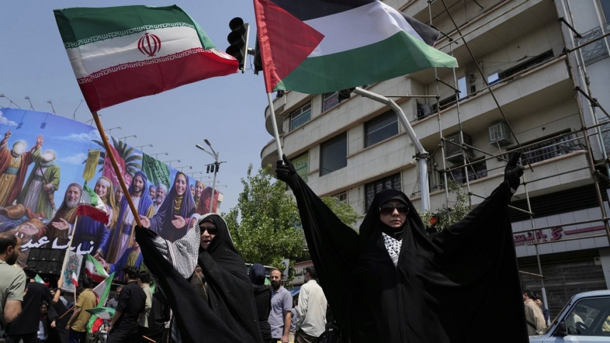 هل تغيّر الضربة الإسرائيلية لإيران معادلة الحرب في غزة؟