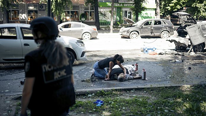 Guerra Ucraina, nuovo massiccio attacco aereo russo: almeno un morto a Kherson