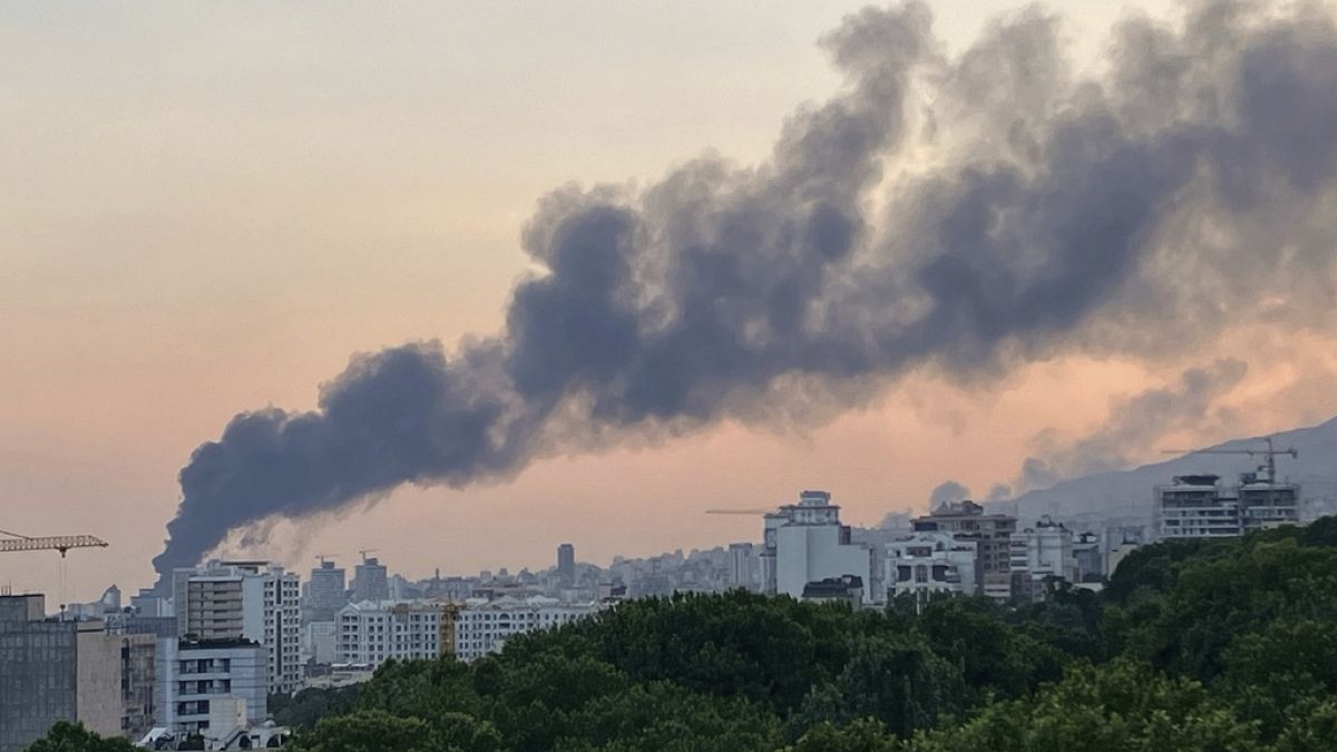 منطقةٌ فوق بركان: غارات إسرائيلية وصواريخ إيرانية نوعية وأنظار العالم تتجه نحو أمريكا