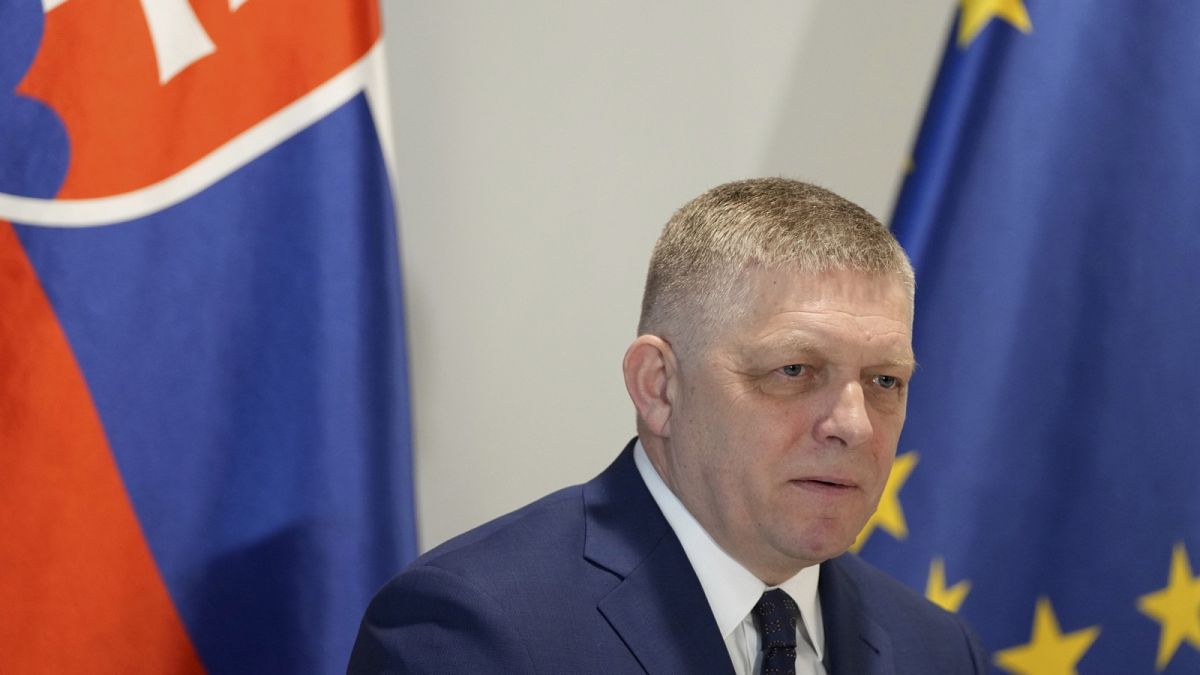 Fico támogatja Ukrajna EU-tagságát, az szerinte több előnnyel járna Szlovákia számára